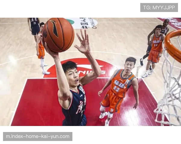 球队轮换频率与气候条件正相关 阵容深度成淘汰赛阶段关键因素